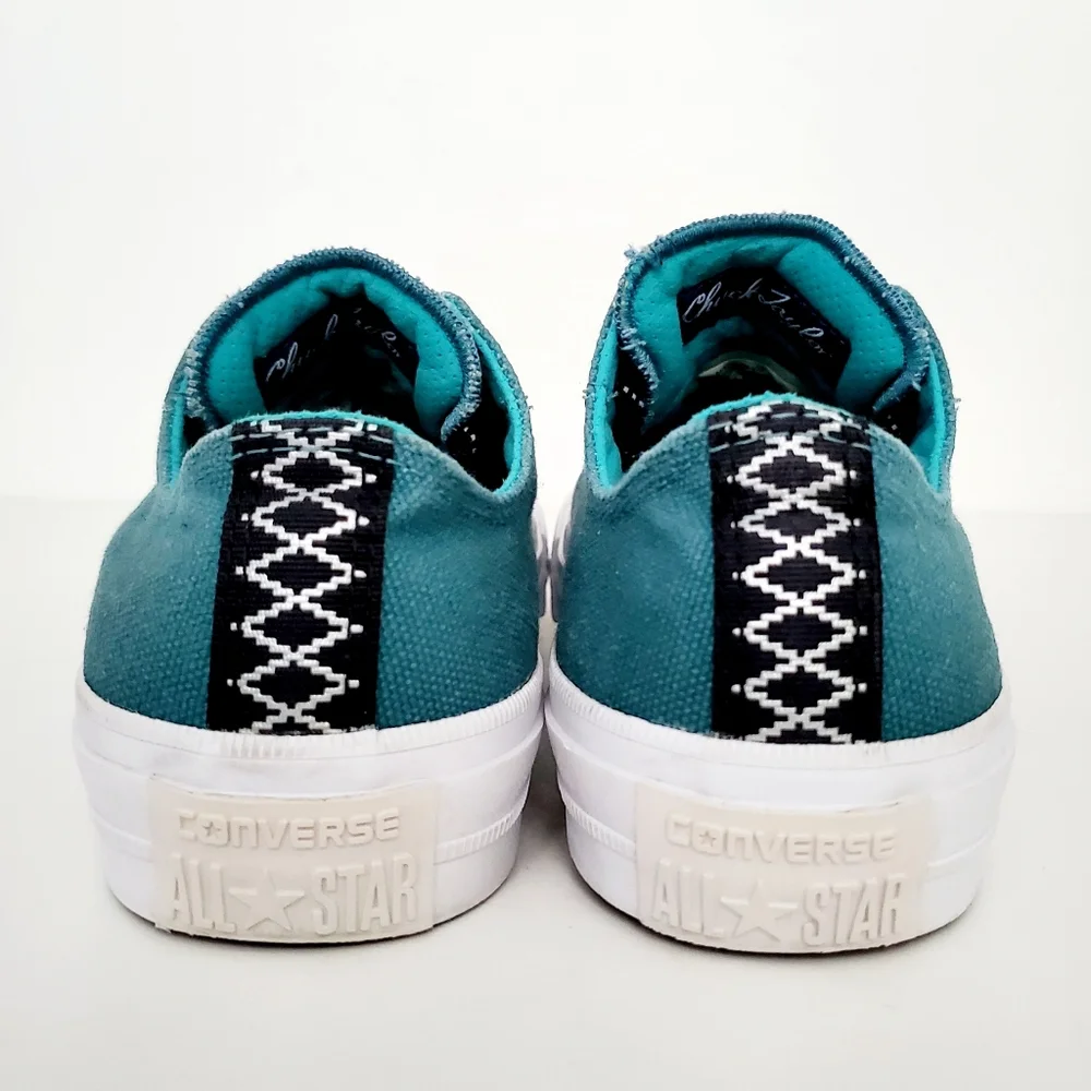 Converse classic low